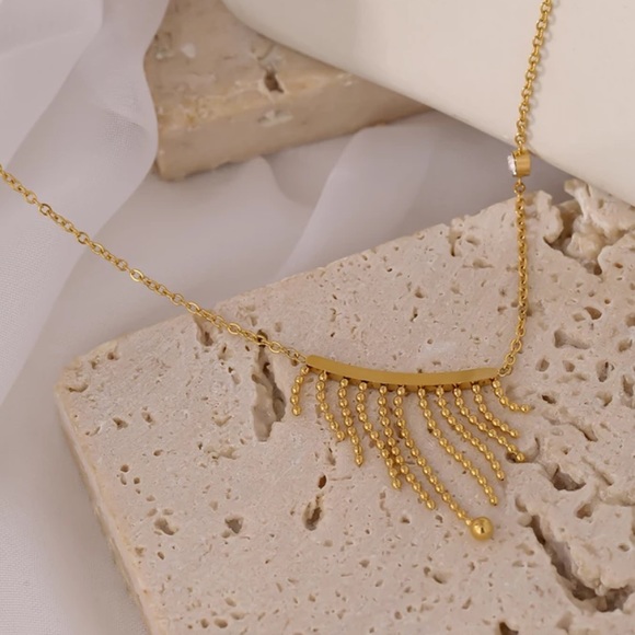 💛Gold plated tassel necklace - Picture 2 of 6
